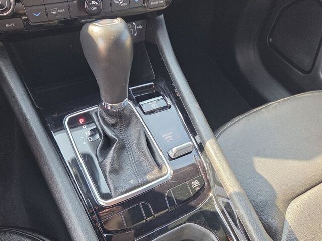 Used 2024 Jeep Compass Limited AWD/4WD image 23