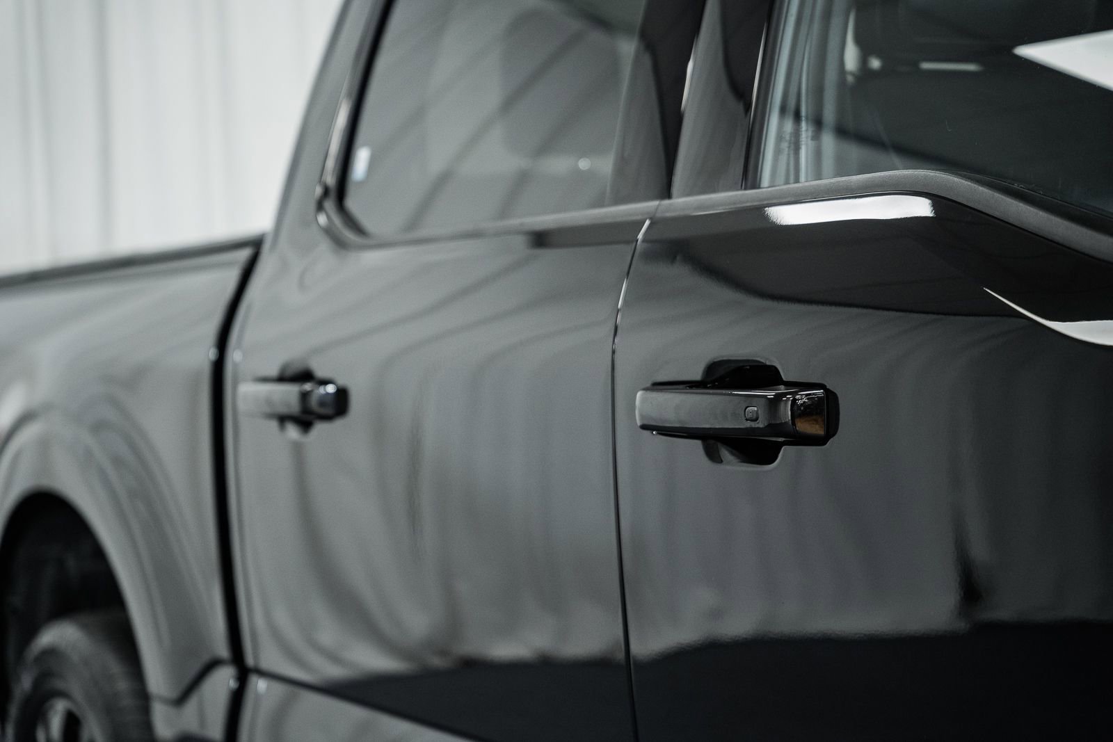 Certified 2023 Ford F150 Lariat w/ Equipment Group 502A High image 21