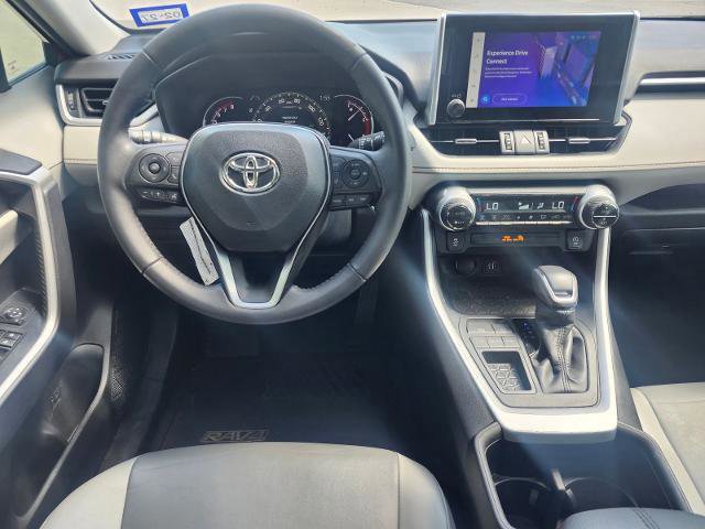 Used 2023 Toyota RAV4 XLE Premium FWD image 7