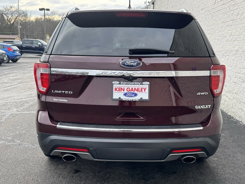 Certified 2018 Ford Explorer Limited w/ Equipment Group 301A image 4
