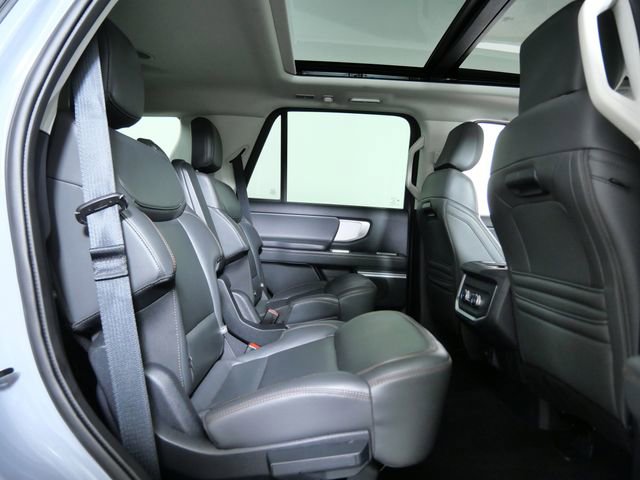 Certified 2025 Ford Expedition Active AWD/4WD image 14