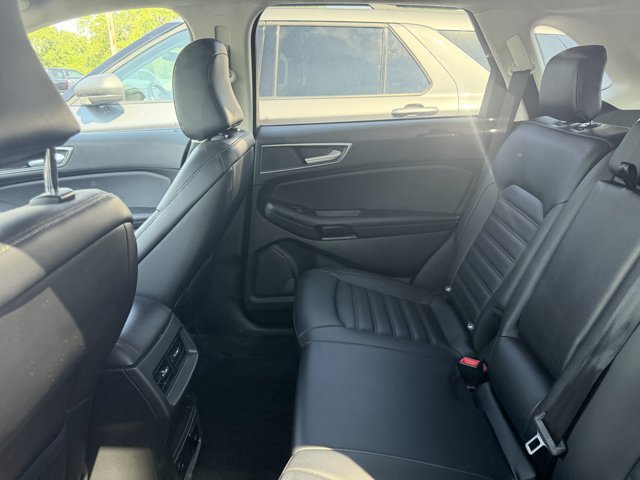 Certified 2024 Ford Edge SEL w/ Convenience Package AWD/4WD image 4