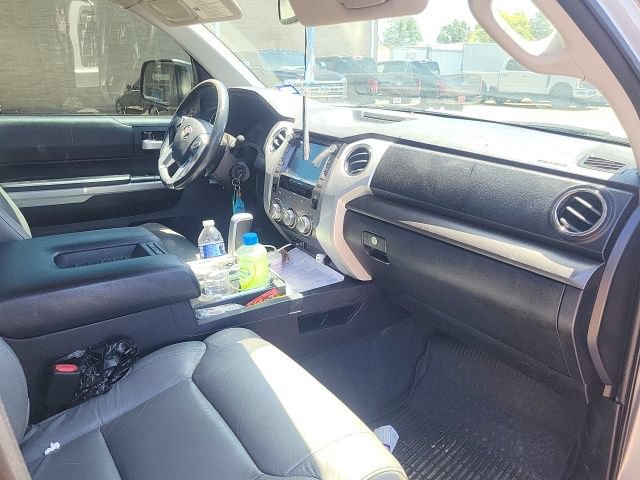 Used 2021 Toyota Tundra SR5 w/ SR5 Leather Package RWD image 43
