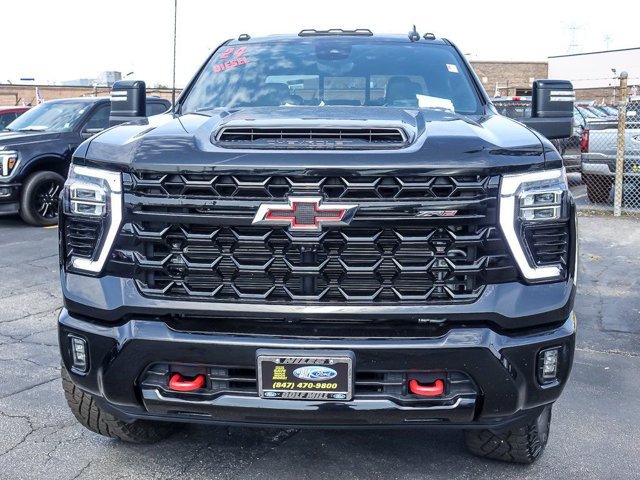 Used 2024 Chevrolet Silverado 2500 ZR2 w/ Technology Package AWD/4WD image 5