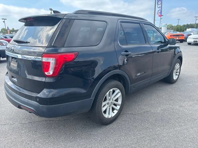 Certified 2017 Ford Explorer FWD image 4