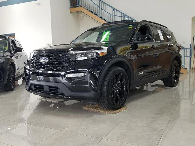 Certified 2023 Ford Explorer ST-Line w/ Class IV Trailer Tow Package image 4