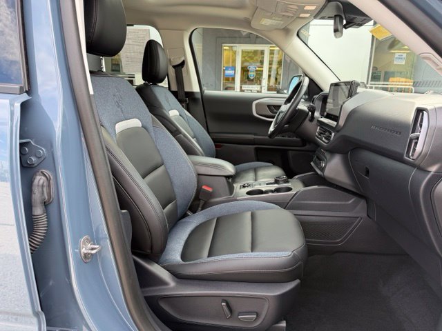 Certified 2025 Ford Bronco Sport Outer Banks w/ Outer Banks Tech Package+ AWD/4WD image 34