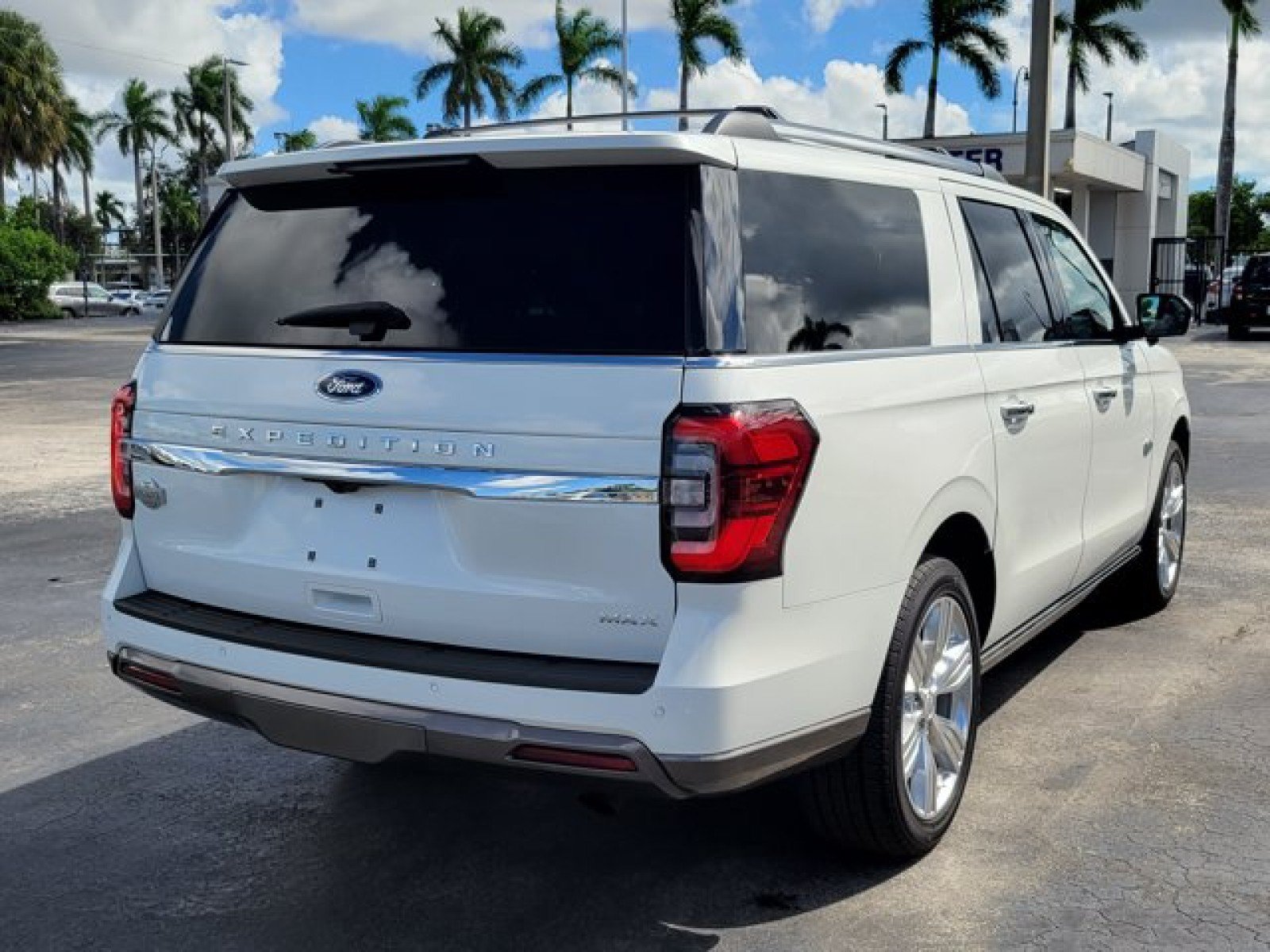 Certified 2024 Ford Expedition Max King Ranch AWD/4WD image 6