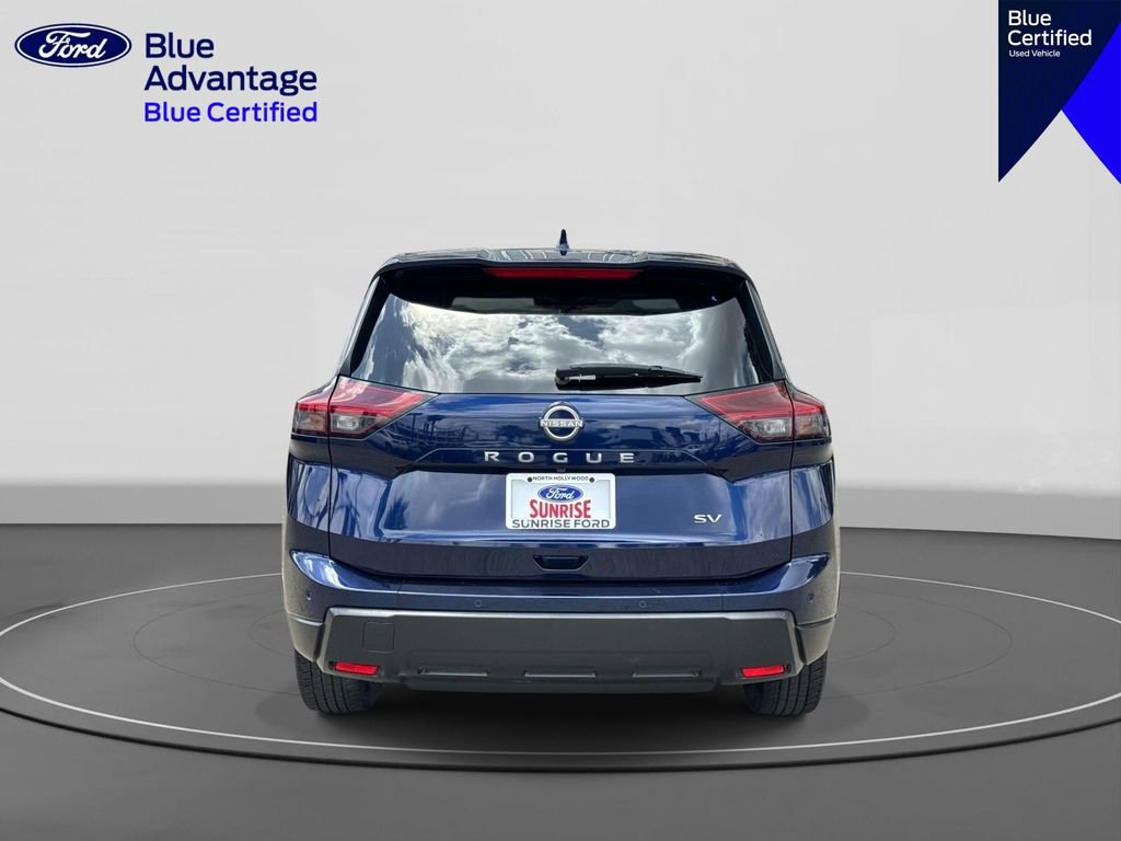 Used 2024 Nissan Rogue SV FWD image 6