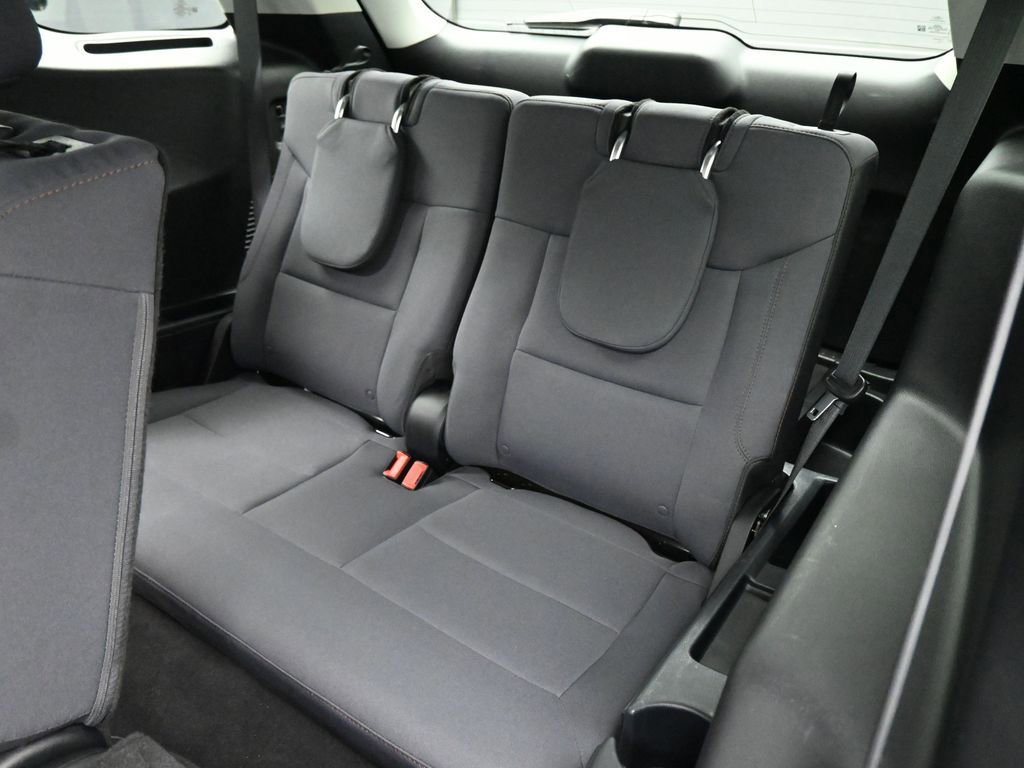 Certified 2025 Ford Explorer Active image 18