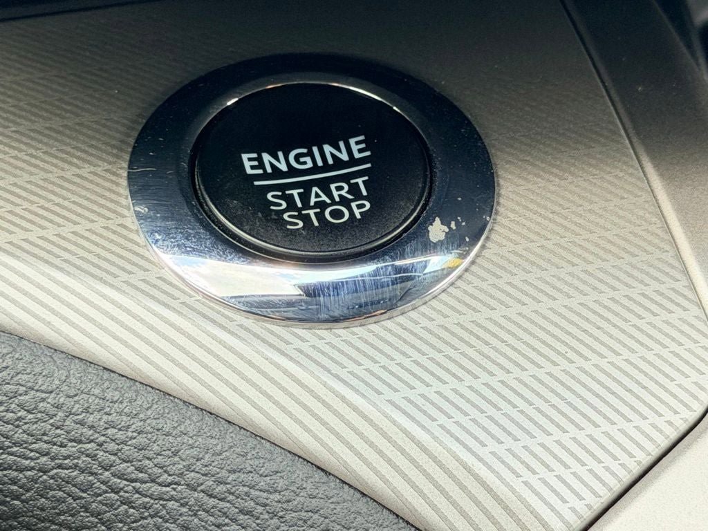 Certified 2023 Ford Explorer XLT w/ Equipment Group 202A RWD image 26