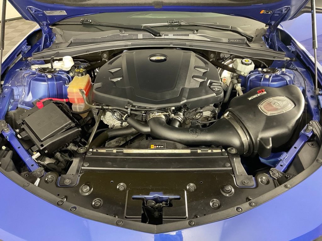 Used 2020 Chevrolet Camaro LT RWD image 9