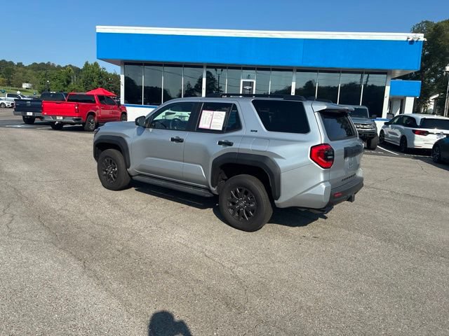 Used 2025 Toyota 4Runner SR5 AWD/4WD image 24