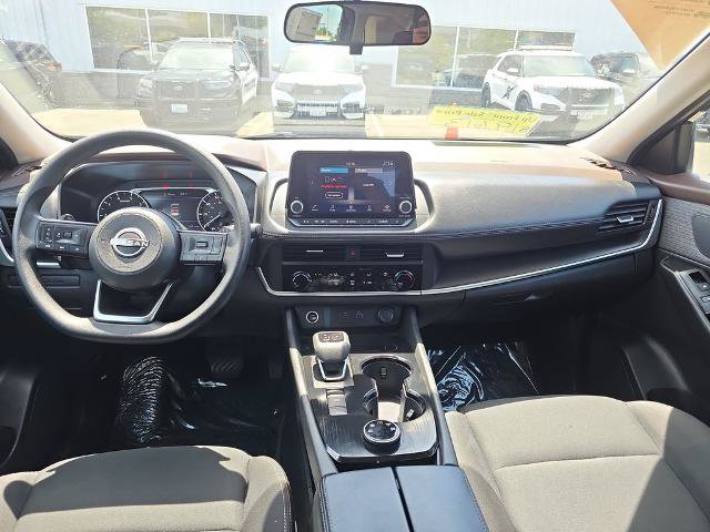 Used 2023 Nissan Rogue S AWD/4WD image 6