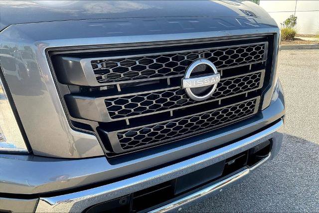 Used 2024 Nissan Titan SV w/ SV Convenience Package RWD image 34