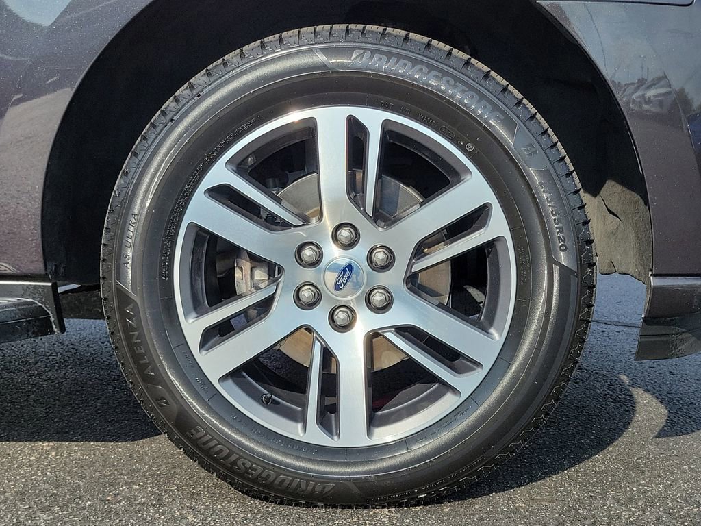 Certified 2024 Ford Expedition Max Limited image 9