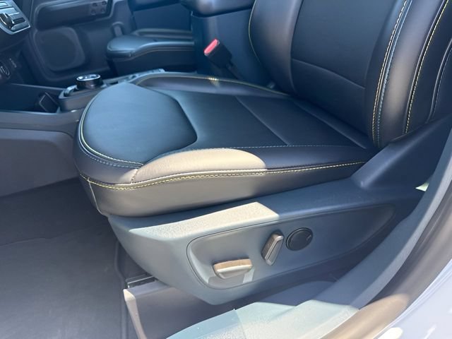 Certified 2025 Ford Maverick Lobo AWD/4WD image 18