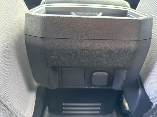 Used 2025 Toyota Tacoma TRD Off-Road AWD/4WD image 21