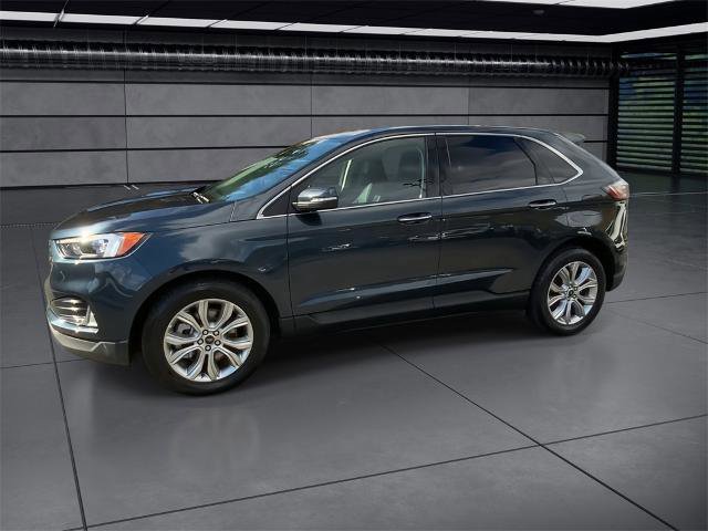 Certified 2024 Ford Edge Titanium image 3