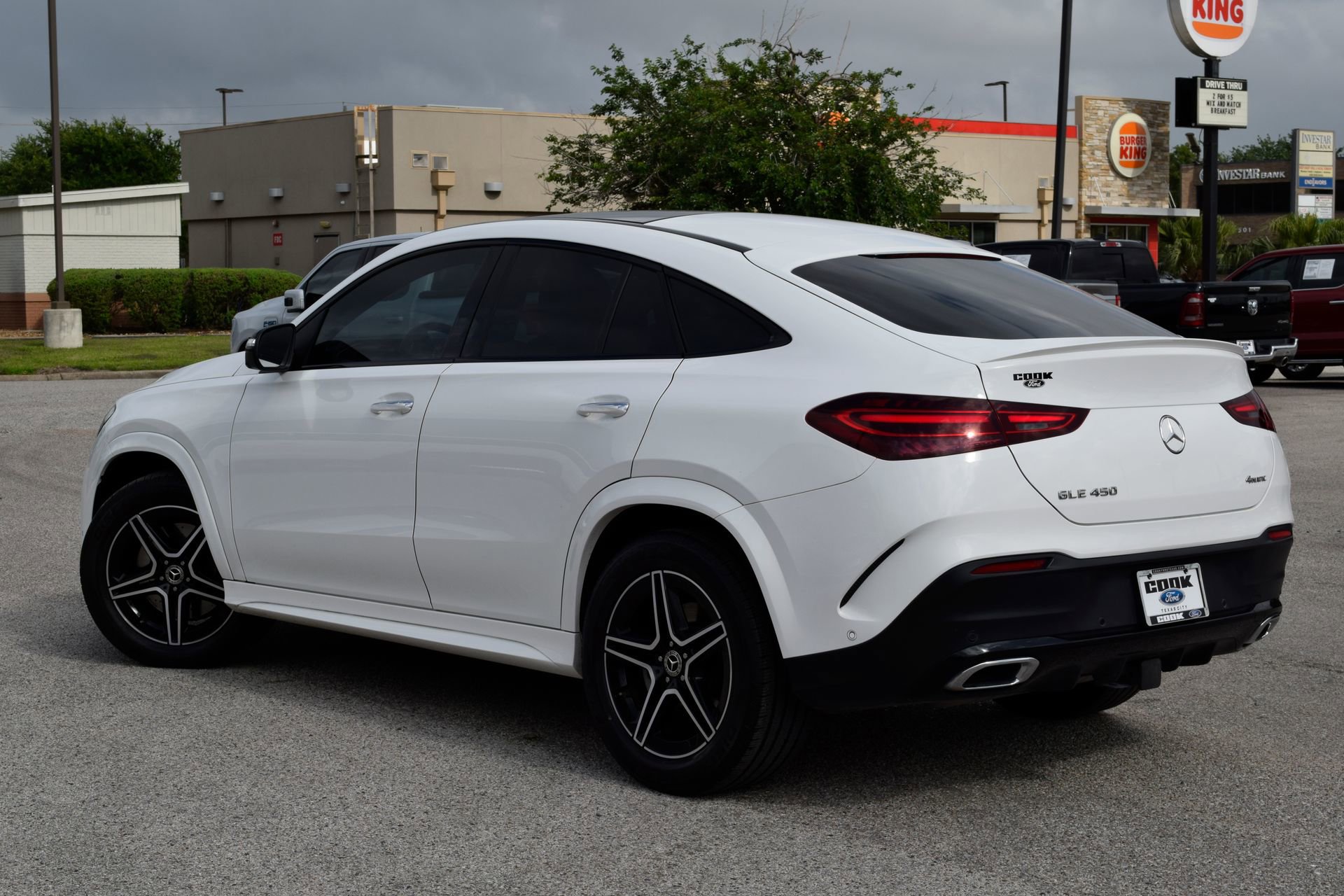 Used 2025 Mercedes-Benz GLE 450 4MATIC Coupe image 4