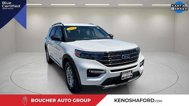 Certified 2021 Ford Explorer XLT w/ Equipment Group 202A AWD/4WD image 3