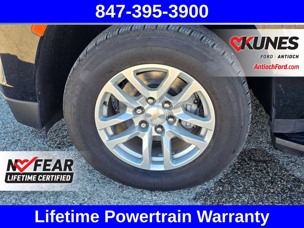 Used 2023 Chevrolet Suburban LT AWD/4WD image 17