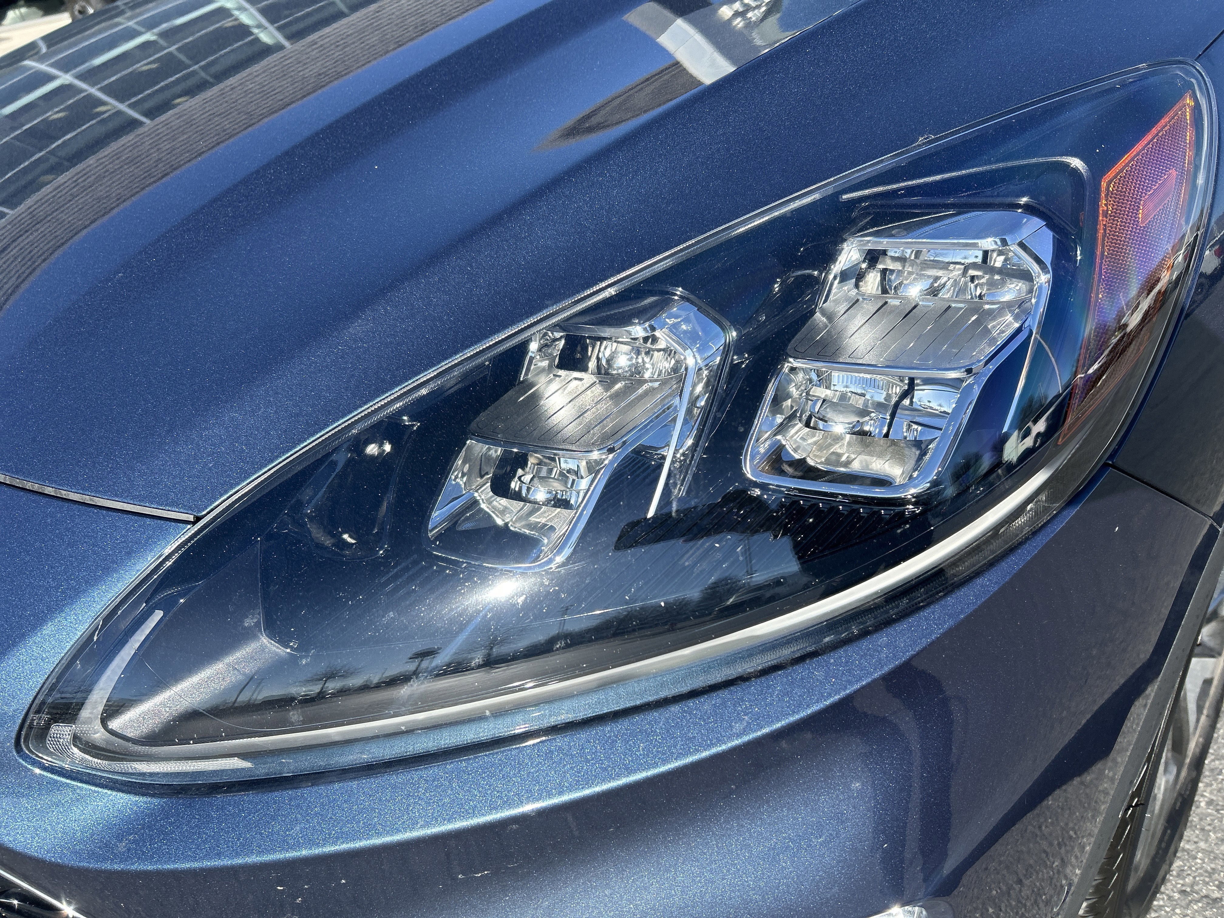 Certified 2020 Ford Escape Titanium w/ Titanium Premium Package 2.0 image 10