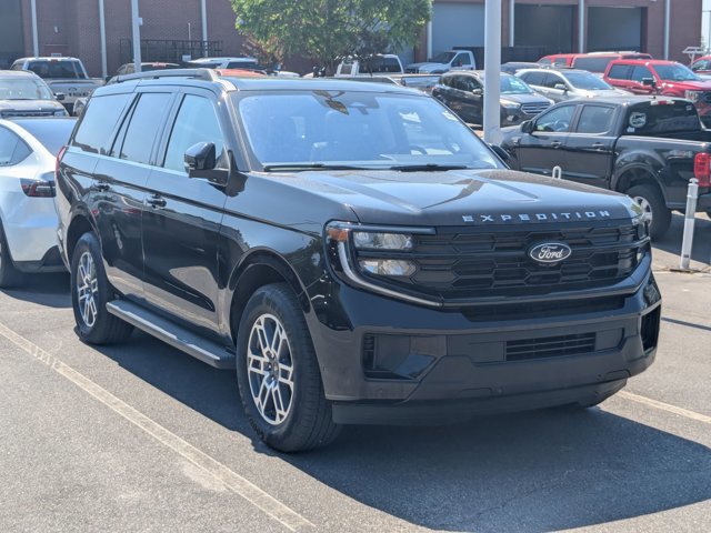 Certified 2025 Ford Expedition Active