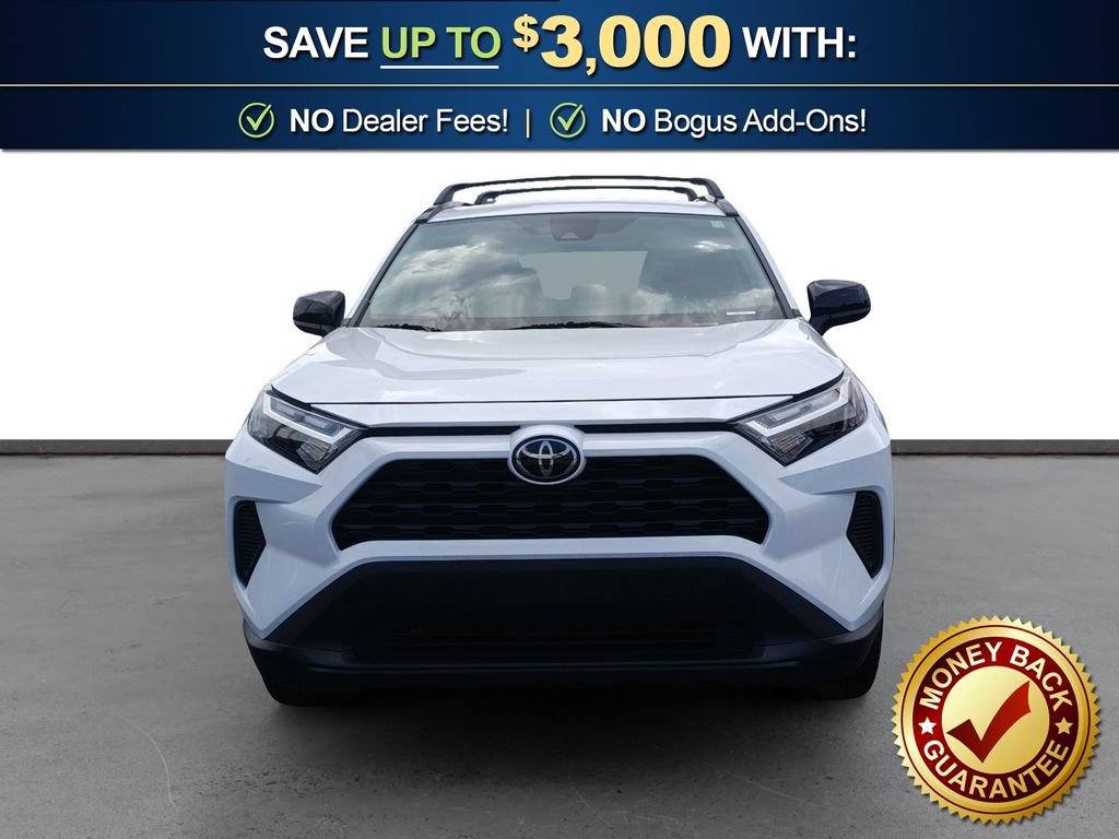Used 2025 Toyota RAV4 LE AWD/4WD image 11