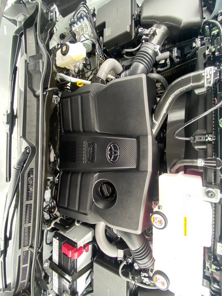 Used 2025 Toyota Tundra SR5 AWD/4WD image 31