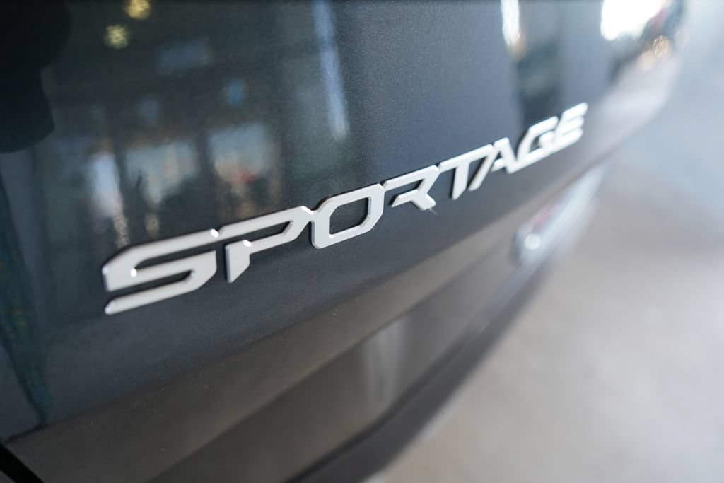 Used 2024 Kia Sportage SX FWD image 7