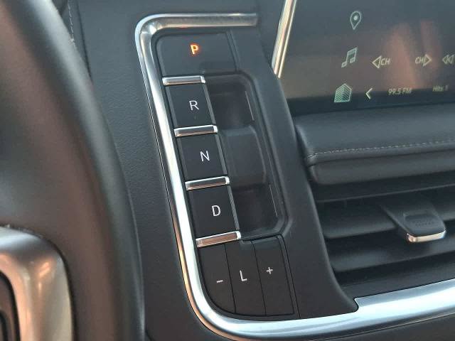 Used 2024 Chevrolet Tahoe LT AWD/4WD image 18