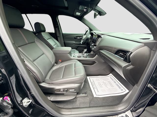 Used 2023 Chevrolet Traverse RS AWD/4WD image 37