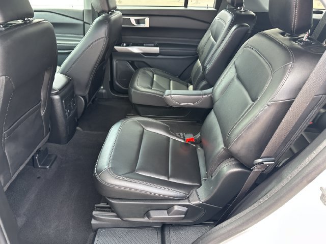 Certified 2023 Ford Explorer XLT w/ Equipment Group 202A AWD/4WD image 14
