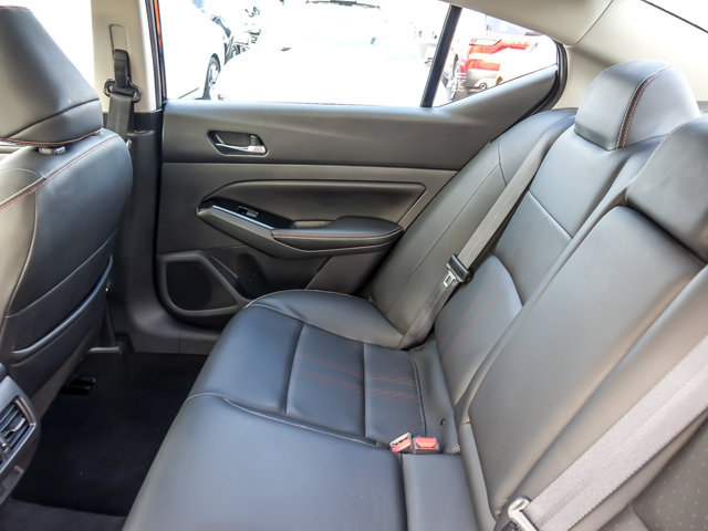 Used 2023 Nissan Altima 2.5 SR AWD/4WD image 14