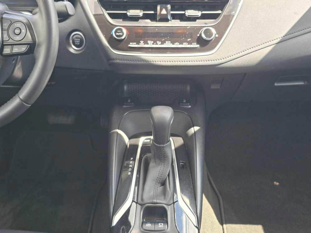 Used 2021 Toyota Corolla XLE w/ Carpet Mat Package (TMS) FWD image 14