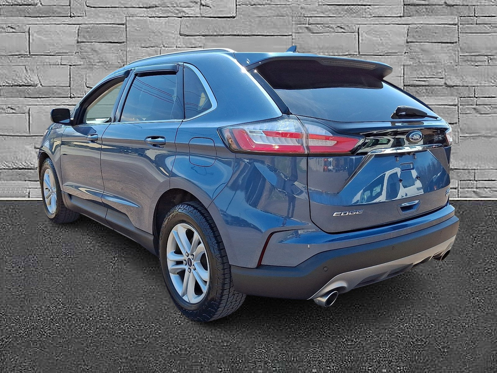 Certified 2019 Ford Edge SEL image 8