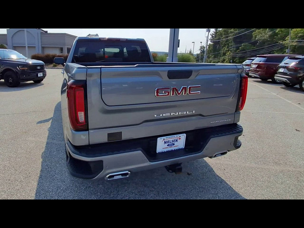Used 2025 GMC Sierra 1500 Denali w/ Denali Reserve Package AWD/4WD image 7