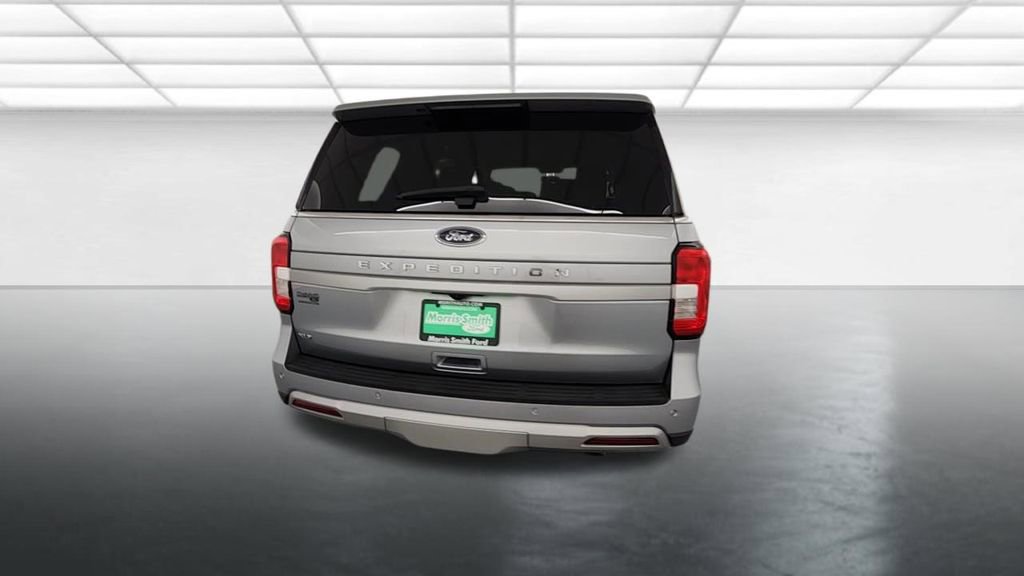 Certified 2024 Ford Expedition XLT AWD/4WD image 8