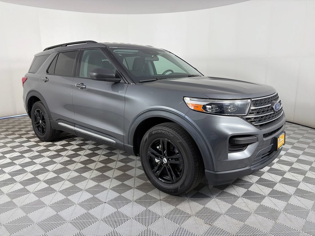 Certified 2022 Ford Explorer XLT AWD/4WD image 1