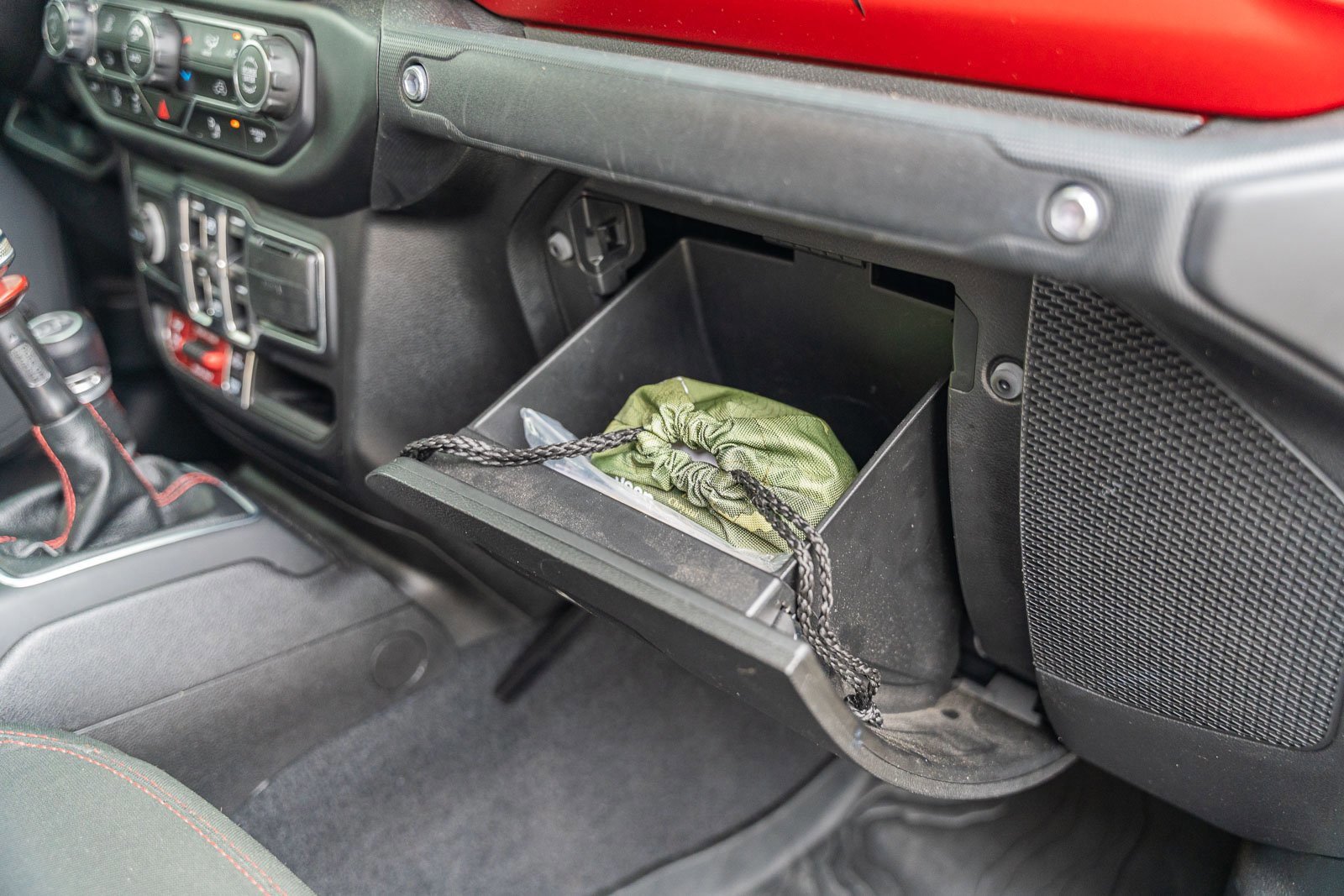 Used 2021 Jeep Gladiator Rubicon w/ Safety Group image 12