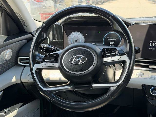 Used 2023 Hyundai Elantra Limited w/ Cargo Package FWD image 15