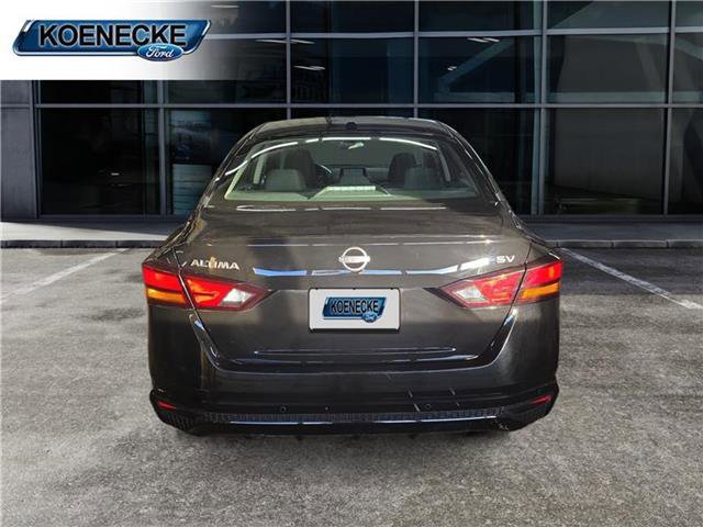 Used 2023 Nissan Altima 2.5 SV image 3