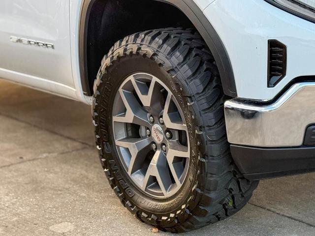 Used 2024 GMC Sierra 1500 Pro w/ Pro Value Package image 4
