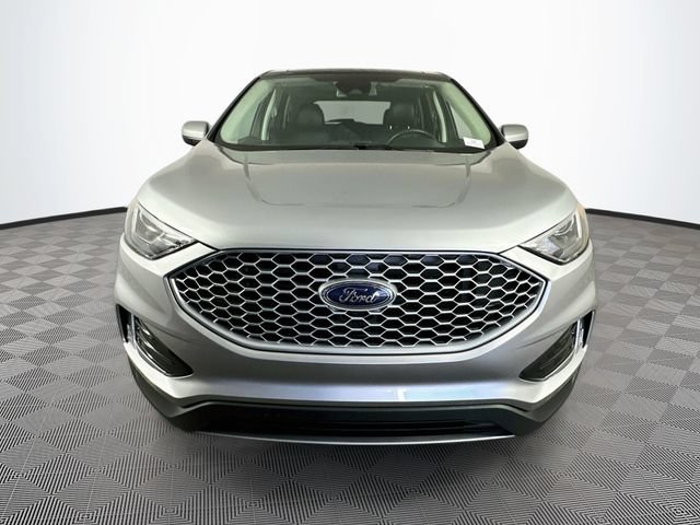 Certified 2024 Ford Edge SEL w/ Convenience Package AWD/4WD image 5