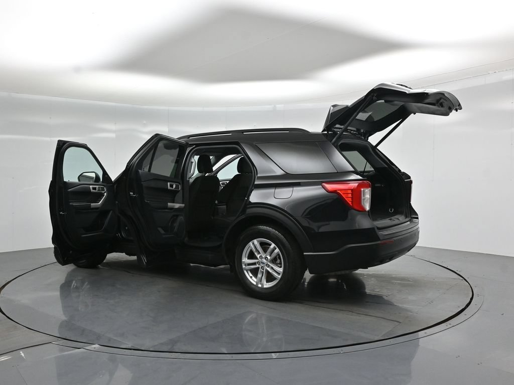 Certified 2023 Ford Explorer XLT RWD image 32