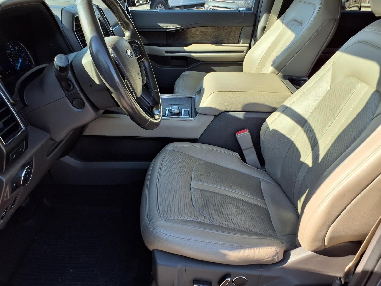 Certified 2020 Ford Expedition Limited w/ Equipment Group 302A AWD/4WD image 13