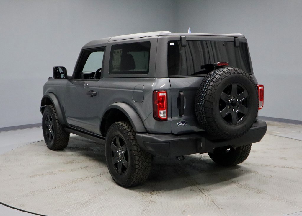 Certified 2024 Ford Bronco Black Diamond image 3