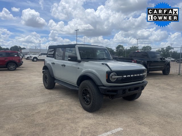 Certified 2022 Ford Bronco Wildtrak AWD/4WD image 2