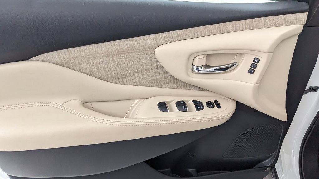 Used 2021 Nissan Murano SL image 26